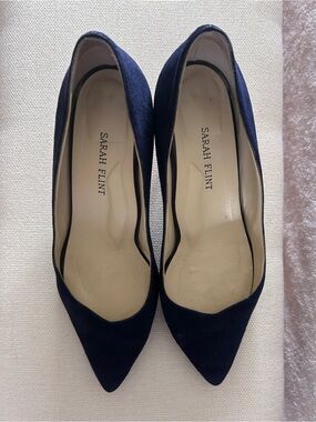 Sarah Flint Navy Pumps